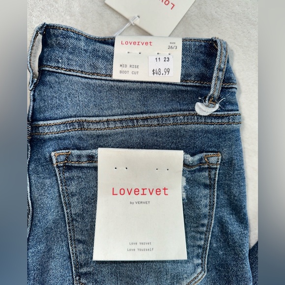 Loveret Mid Rise Bootcut - Picture 2 of 6